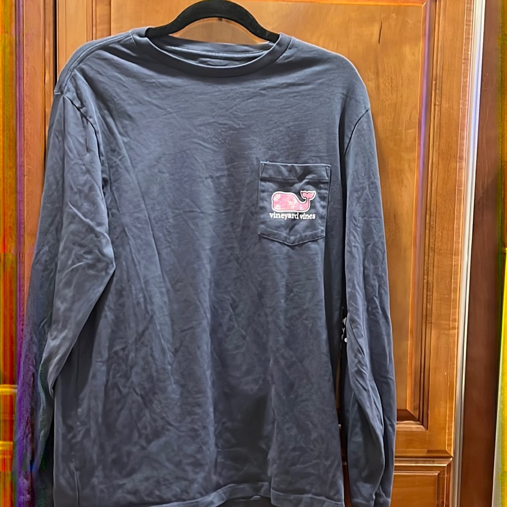 Vineyard Vines navy blue long sleeve t-shirt